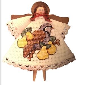 CROSS STITCH KIT ANGEL ORNAMENT PARTRIDGE IN PEAR